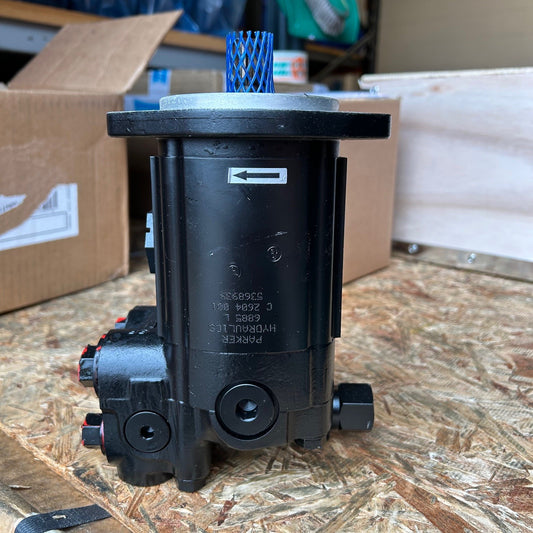 PARKER 6885L HYDRAULIC PUMP BOSS 9762485